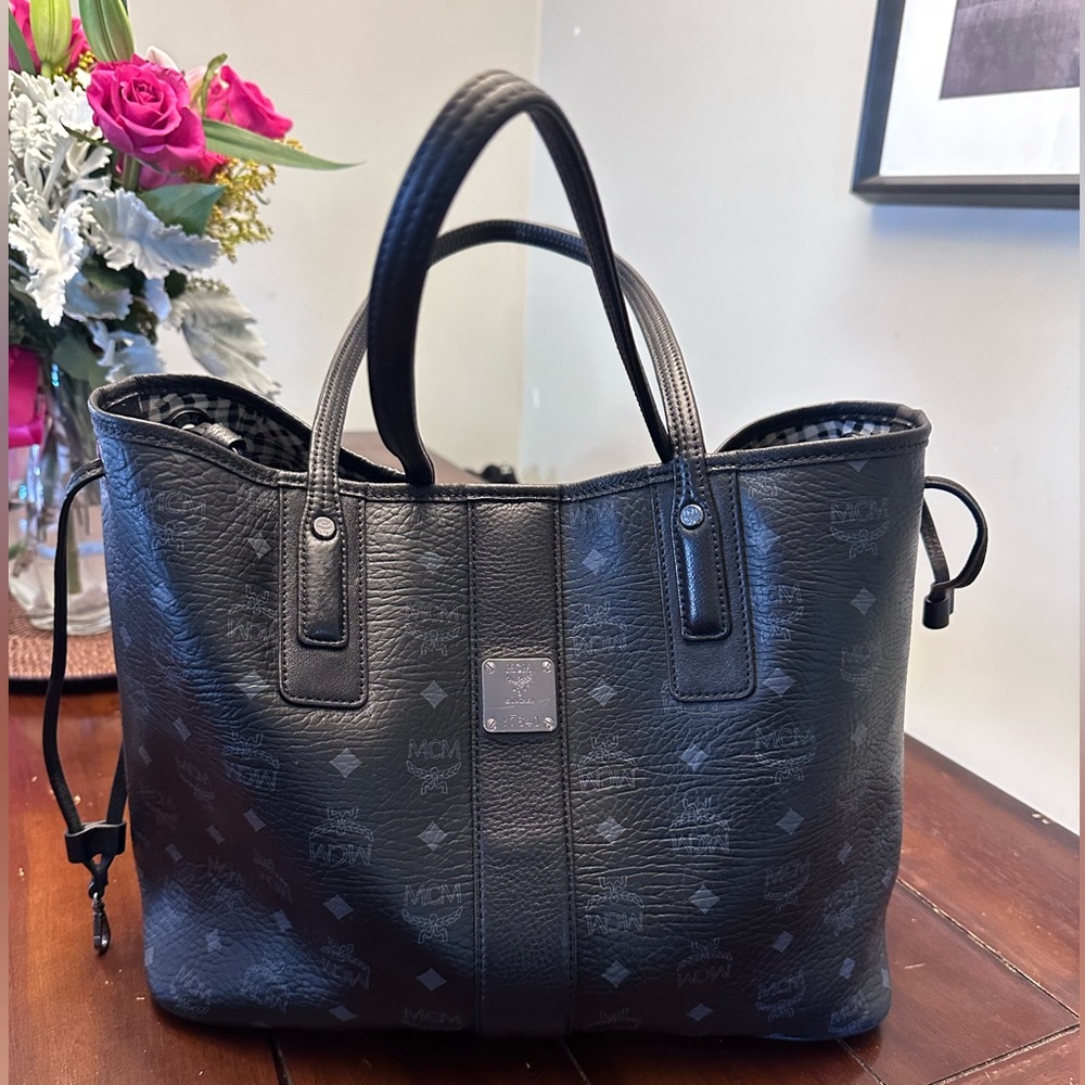 MCM Liz Small Visetos Tote Bag